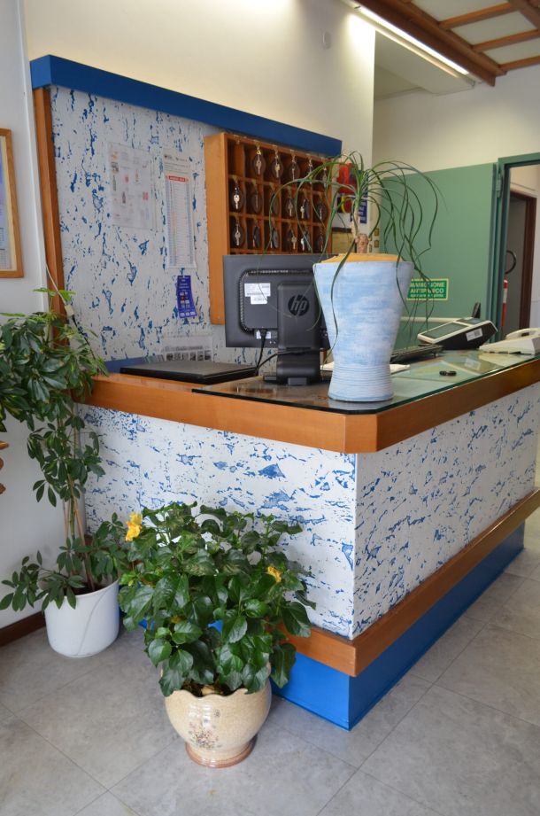 HOTEL SPLENDOR galleria: reception